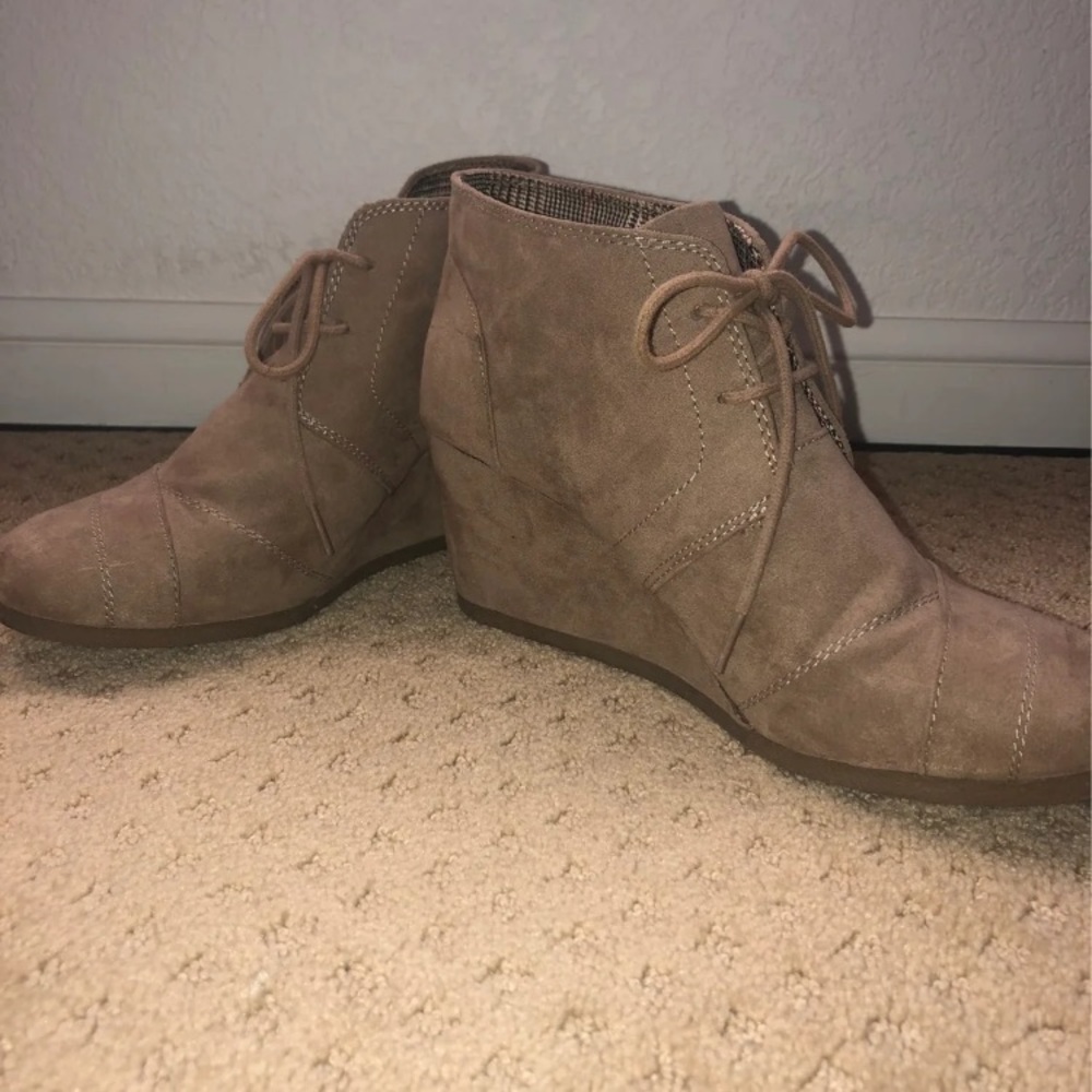 Tan Suede Booties